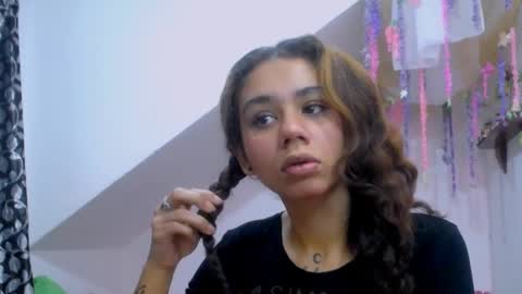 melissa online show from March 7, 2025, 3:18 pm