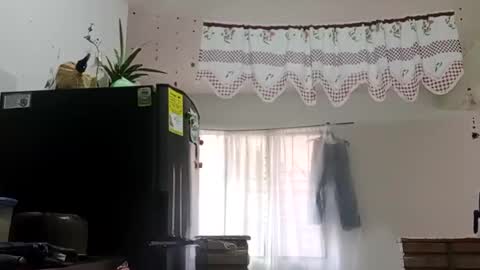 melissa online show from November 3, 2025, 3:13 pm