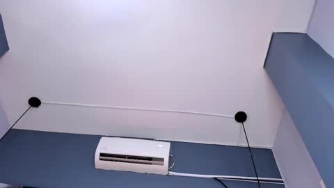 melissa_23_ online show from December 15, 2025, 11:58 am