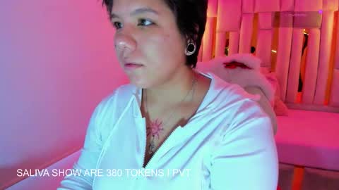 Lissa  online show from November 10, 2025, 11:31 am