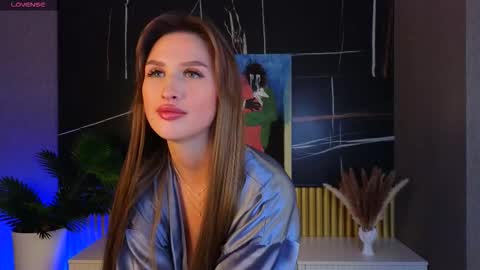 Melissa online show from September 16, 2025, 1:01 pm