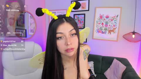 Melissa 3 online show from January 14, 2025, 8:20 am