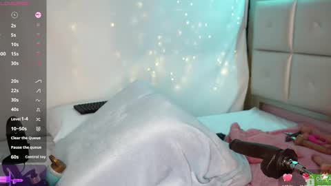 melissa_luu online show from March 9, 2025, 9:57 pm