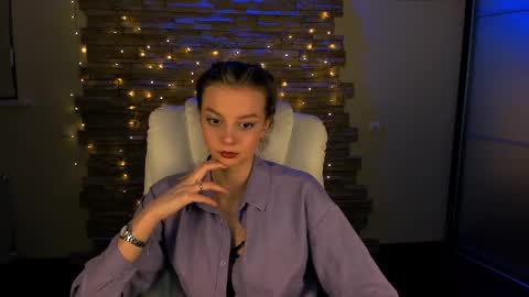 Melissa online show from February 10, 2025, 8:21 pm