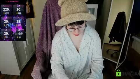 Melissa online show from September 9, 2025, 9:25 pm