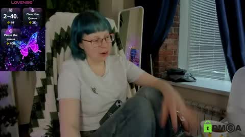 Snapshot of melissa_wells chatting on May 15, 2026, 11:12 pm Melissa online show from May 15, 2026, 11:12 pm