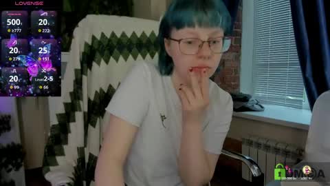 Snapshot of melissa_wells chatting on May 16, 2026, 12:07 am Melissa online show from May 16, 2026, 12:07 am