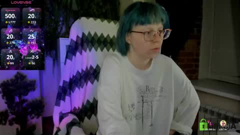 Snapshot of melissa_wells chatting on May 16, 2026, 11:36 pm Melissa online show from May 16, 2026, 11:36 pm