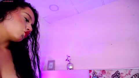 Snapshot of melissaa_bloom chatting on July 21, 2026, 11:23 am Melissa online show from July 21, 2026, 11:23 am