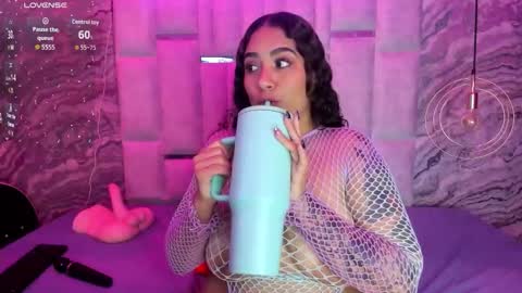 melissabloomm online show from November 11, 2025, 11:43 am