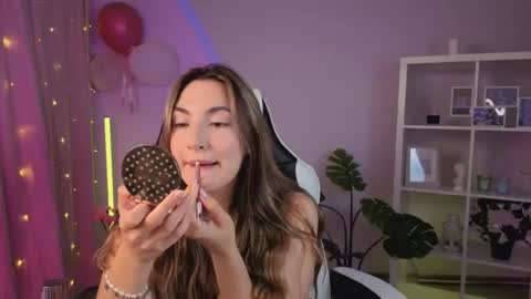 Melissa online show from August 4, 2026, 3:43 am