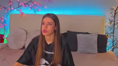 MelissaCrayzy online show from March 9, 2026, 6:39 am