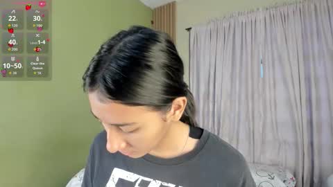 Snapshot of melissacute50 chatting on December 17, 2025, 12:11 pm Meli online show from December 17, 2025, 12:11 pm