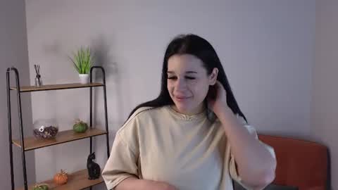 Snapshot of melissalong chatting on July 17, 2026, 9:05 am Sofi online show from July 17, 2026, 9:05 am