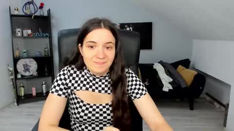 melissawiliam online show from October 7, 2025, 11:07 am