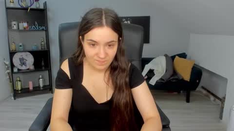 melissawiliam online show from October 15, 2025, 11:10 am