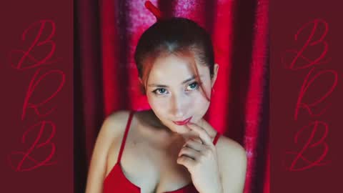 Snapshot of melita_cam chatting on July 12, 2026, 11:51 pm Camelia P online show from July 12, 2026, 11:51 pm