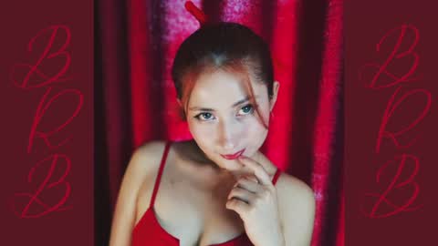 Snapshot of melita_cam chatting on July 23, 2026, 12:13 am Camelia P online show from July 23, 2026, 12:13 am