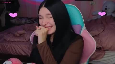 Freya  IM NONUDE online show from September 30, 2025, 11:43 pm