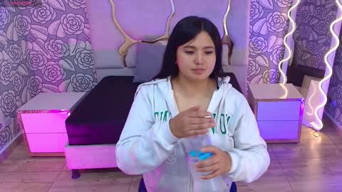 Mellani  online show from February 2, 2025, 3:21 am