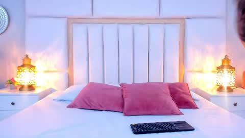 Snapshot of mellanygrace chatting on June 16, 2026, 8:22 pm Im Mellany online show from June 16, 2026, 8:22 pm