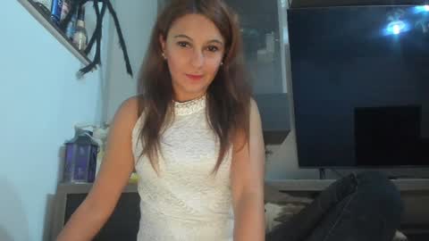 Snapshot of mellbell_ chatting on October 10, 2025, 6:51 pm MellyMell online show from October 10, 2025, 6:51 pm