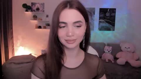 Tessa online show from July 9, 2026, 4:49 am