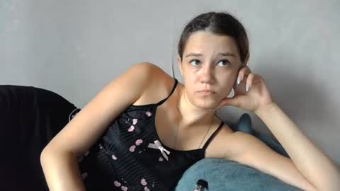 Mellisa online show from July 7, 2026, 6:47 am