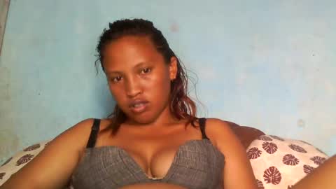 mellissa online show from February 8, 2025, 1:22 pm