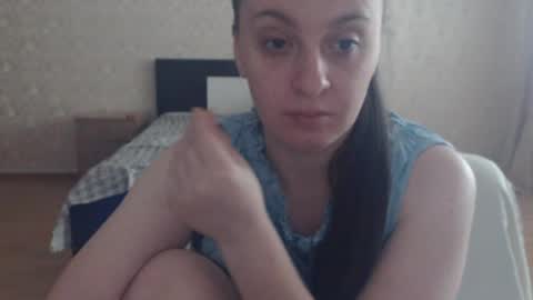 Snapshot of mellodyyyyyy chatting on July 7, 2026, 9:46 am mellodyyyyyy online show from July 7, 2026, 9:46 am