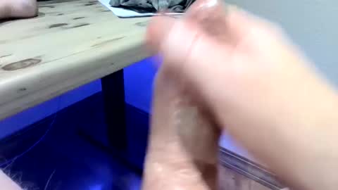 mellomike online show from December 4, 2024, 4:32 am