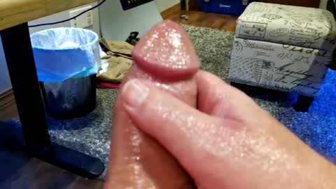 mellomike online show from April 25, 2026, 5:10 am