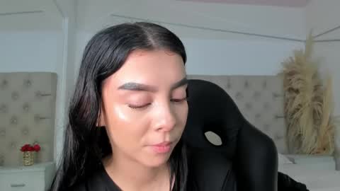 Snapshot of mellove_ chatting on June 2, 2026, 10:34 pm Mel online show from June 2, 2026, 10:34 pm