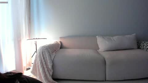 Snapshot of melmean chatting on June 6, 2026, 9:03 am Mel online show from June 6, 2026, 9:03 am