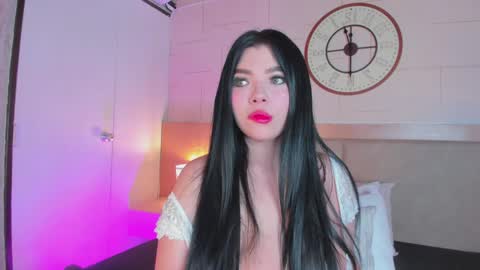 Snapshot of meloddy_rose chatting on June 8, 2026, 4:02 am Melody online show from June 8, 2026, 4:02 am