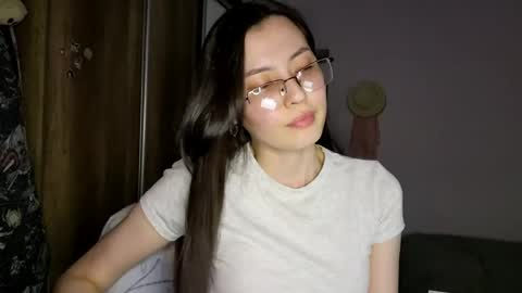 Nika online show from May 26, 2026, 4:36 pm