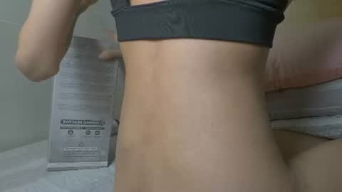 Snapshot of melodi_20 chatting on June 22, 2026, 12:02 pm Melodi online show from June 22, 2026, 12:02 pm