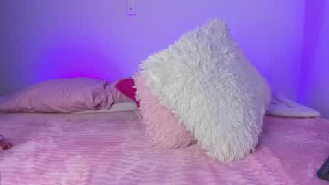    online show from February 22, 2025, 9:48 pm