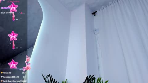   online show from December 30, 2024, 2:08 pm