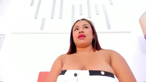 melody_campbell online show from February 24, 2026, 2:26 pm