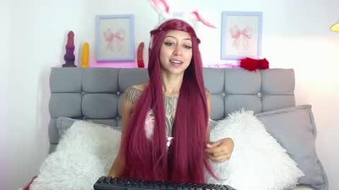 Snapshot of melody_harper_ chatting on April 13, 2026, 2:00 pm M E L O D Y online show from April 13, 2026, 2:00 pm