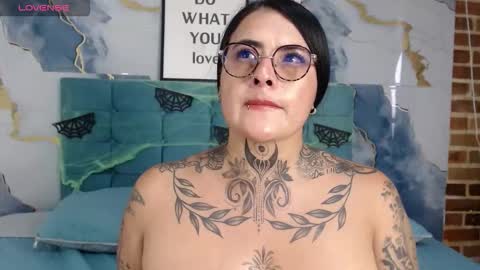 Meloddy online show from October 27, 2025, 7:40 pm