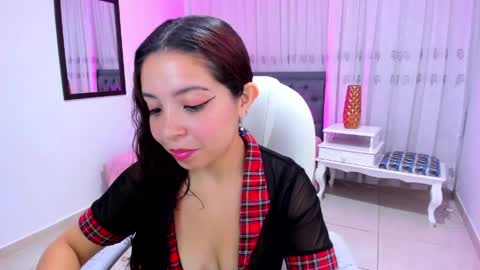 melodyy_fox_ online show from April 2, 2026, 11:52 am
