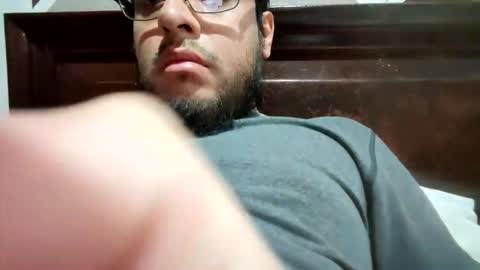 Snapshot of meltingdab chatting on December 21, 2025, 1:46 am meltingdab online show from December 21, 2025, 1:46 am