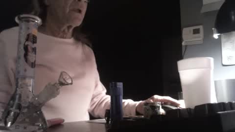 Snapshot of memberjames chatting on October 12, 2025, 2:10 am I am usually high and horny...lol online show from October 12, 2025, 2:10 am