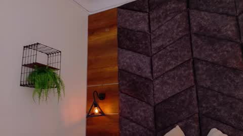  Memphis Williams  online show from March 9, 2026, 1:42 am