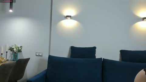 Hello My name is Lily online show from January 5, 2025, 11:04 am