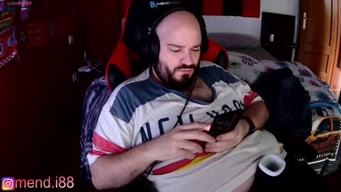 menditeta online show from February 24, 2025, 9:00 am