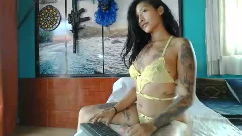 Snapshot of menesis888moon chatting on October 26, 2025, 8:59 pm menesis888moon online show from October 26, 2025, 8:59 pm