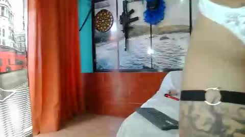 Snapshot of menesis888moon chatting on October 28, 2025, 4:20 pm menesis888moon online show from October 28, 2025, 4:20 pm